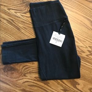 Agnes and Dora XL knit jeggings, charcoal gray NWT